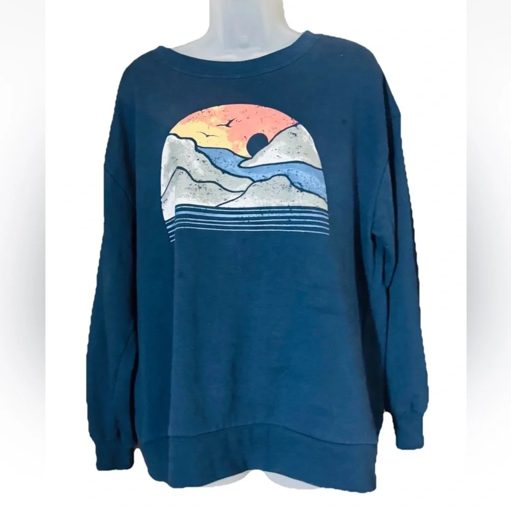 C & C California Women's 1X Sweatshirt Blue Sunset Graphic Top Long Sleeve - Picture 9 of 9